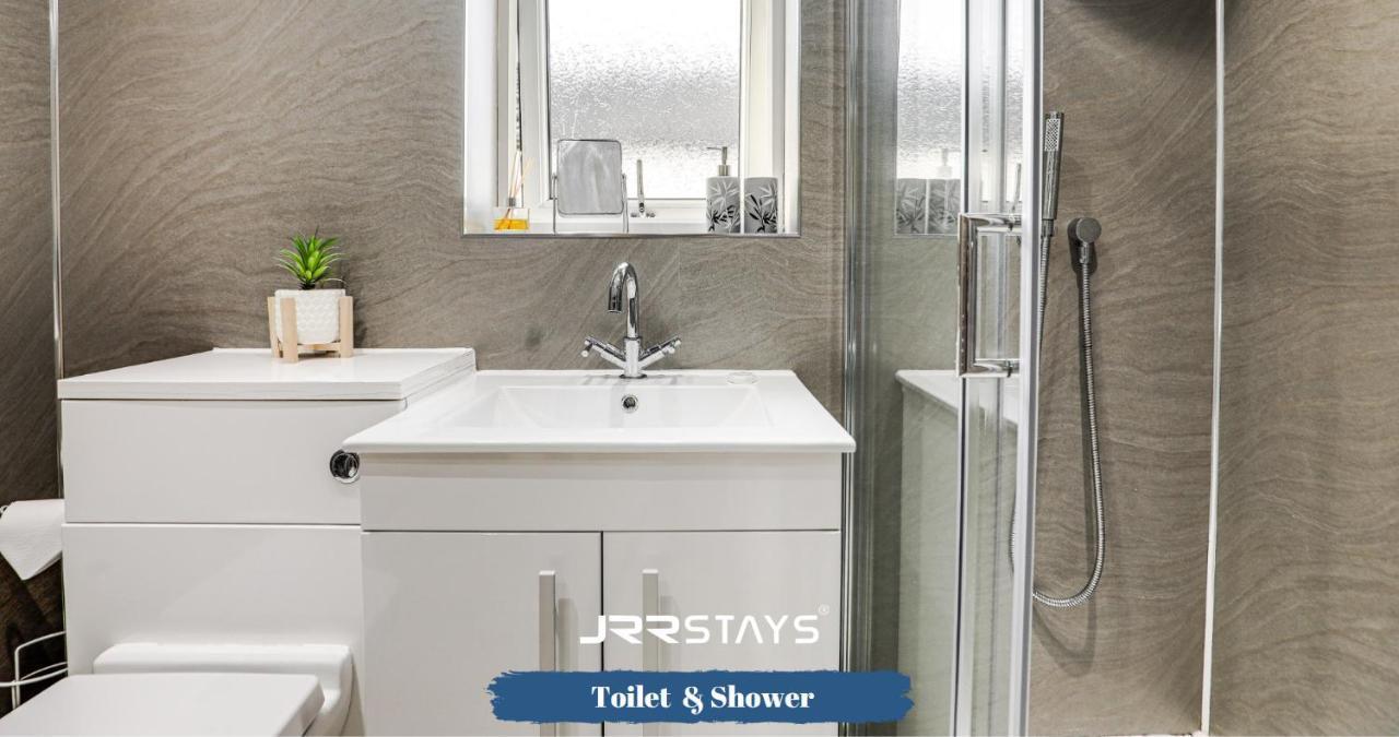 Cockermouth - 3 Bedroom, Sleeps 10 Garden - Jrr Stays 외부 사진